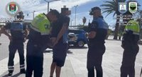 Detenido un motorista al atropellar a un policía local de Las Palmas de Gran Canaria y darse a la fuga