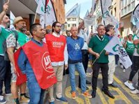 Funcionarios de Justicia en Baleares reivindican en Palma una subida salarial de entre 300 y 400 euros al mes