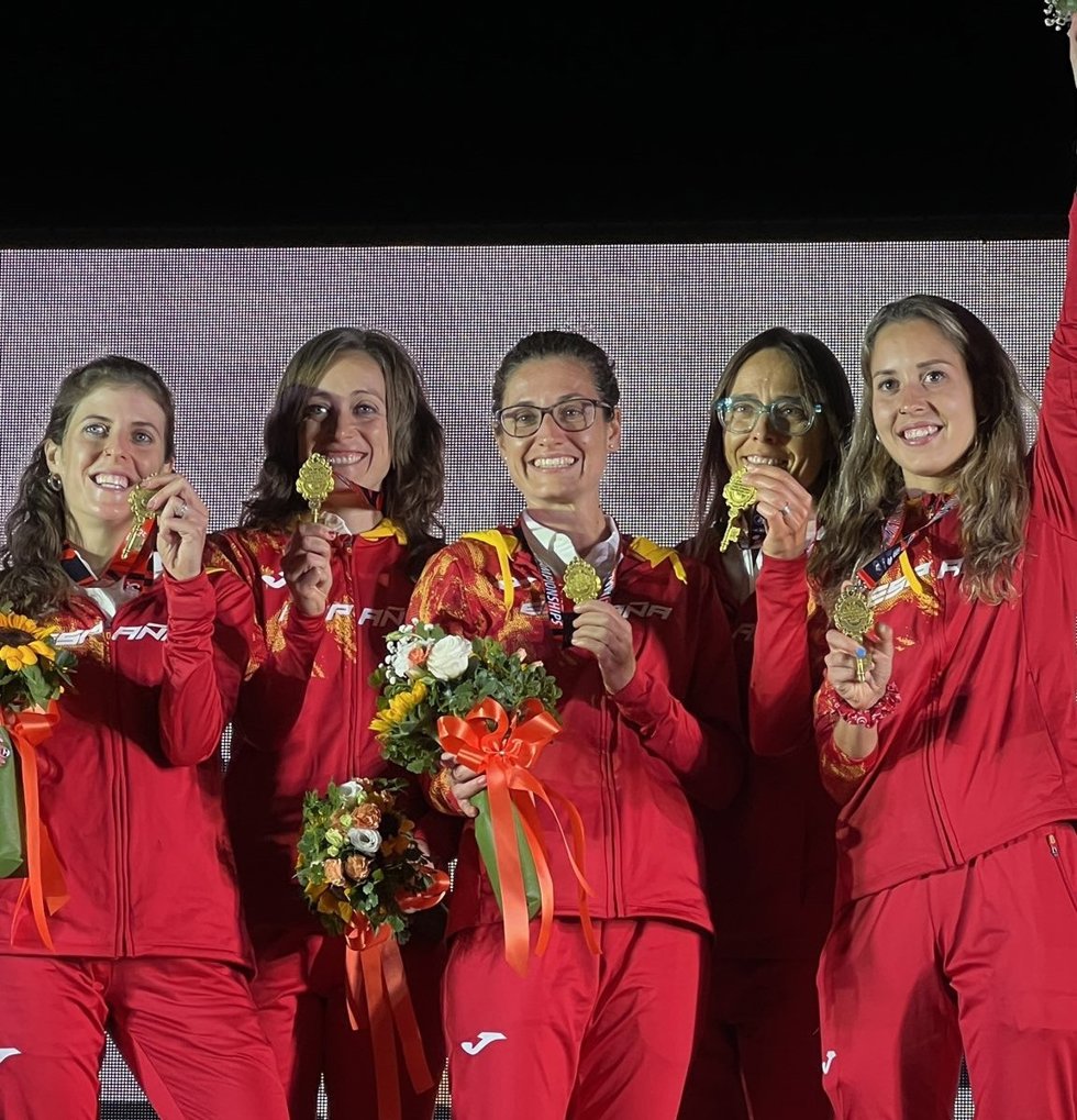 Archivo - El equipo español femenino de Trail Running se proclama campeón del mundo en Chiang Mai