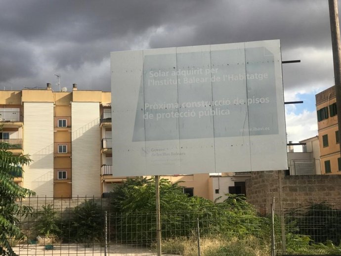 Solar de Llucmajor donde el PP afirma que se debían construir una promoción de VPO por parte del Ibavi.