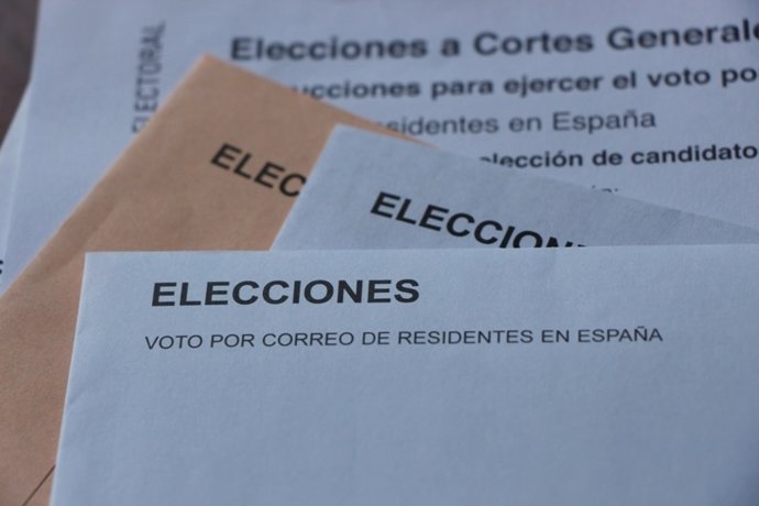 Archivo - Voto por correo para las elecciones generales.