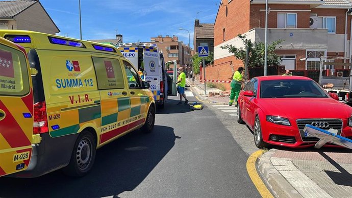 Atropellado de gravedad un hombre mientras paseaba a sus perros en Valdemoro