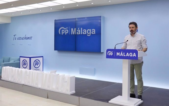 El secretario general del PP de Málaga, José Ramón Carmona.