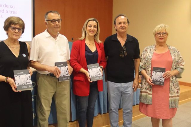 El Ayuntamiento de Alcalá de Guadaíra edita el segundo volumen de la colección 'Hilos de la memoria'