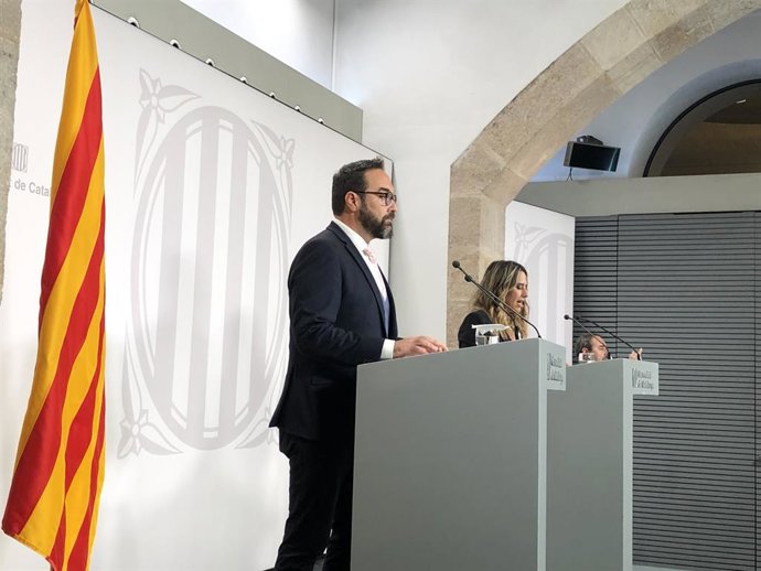 El conseller Juli Fernndez amb la portaveu Patrícia Plaja