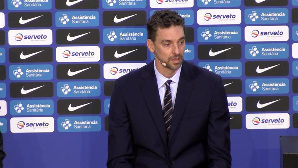 Archivo - Pau Gasol durante la presentación oficial de su segunda etapa como jugador del Bara de basket en 2021.