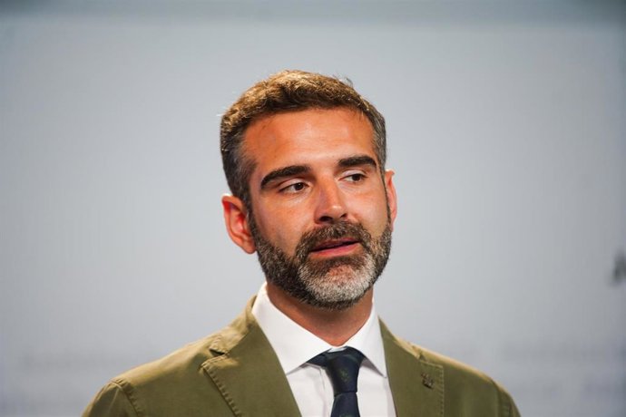 El consejero de Sostenibilidad y portavoz del Gobierno andaluz, Ramón Fernández Pacheco, este martes en la rueda de prensa posterior al Consejo de Gobierno. 
