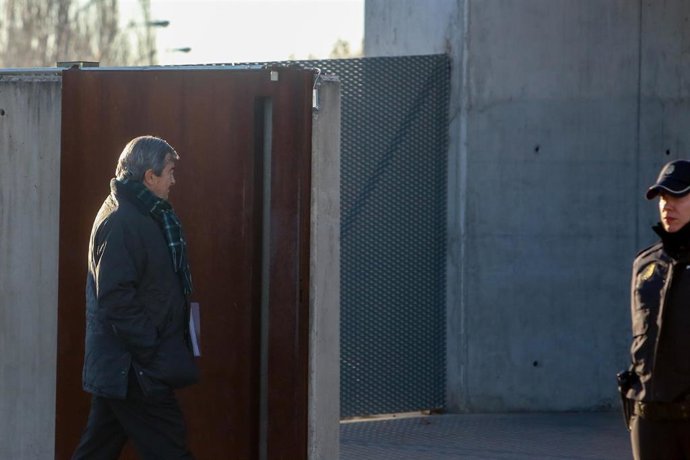 Archivo - El exministro de Fomento, exvicepresidente del Gobierno y ex presidente del Principado, Francisco Álvarez-Cascos.