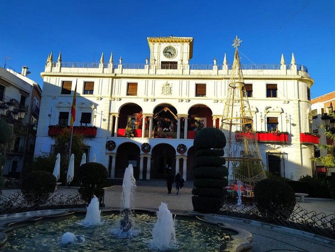Archivo - Edificio del Ayuntamiento de Priego de Córdoba.