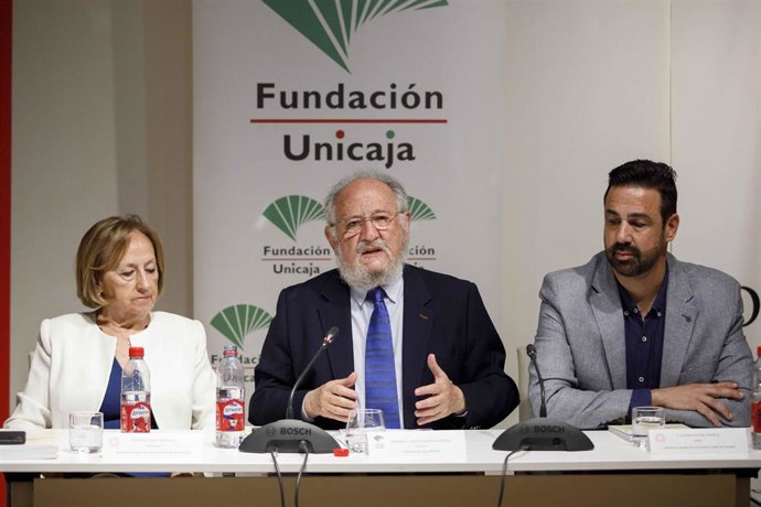 Fundación Unicaja presenta el libro 'El asociacionismo musical en Granada'