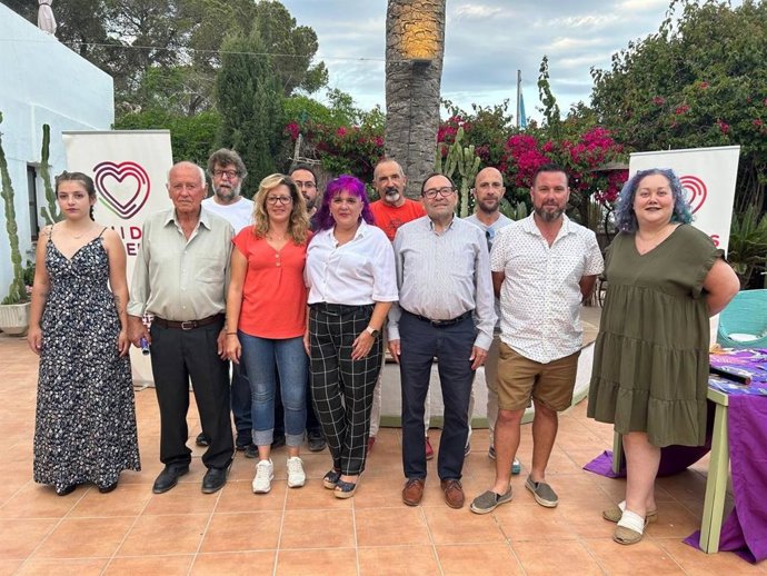 Acto de presentación de la candidata de Unidas Podemos Sant Josep a la alcaldía, Mónica Fernández.