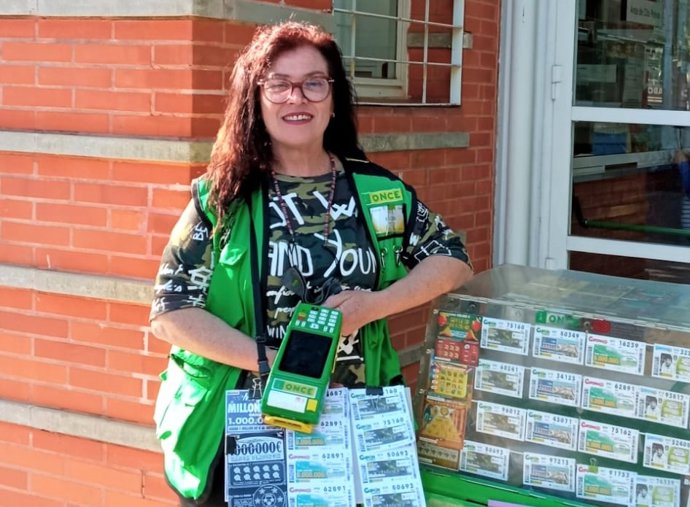 La vendedora que ha dado el premio