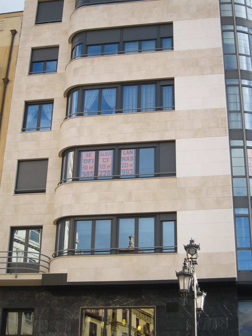 Archivo - Imagen de un edificio residencial. 