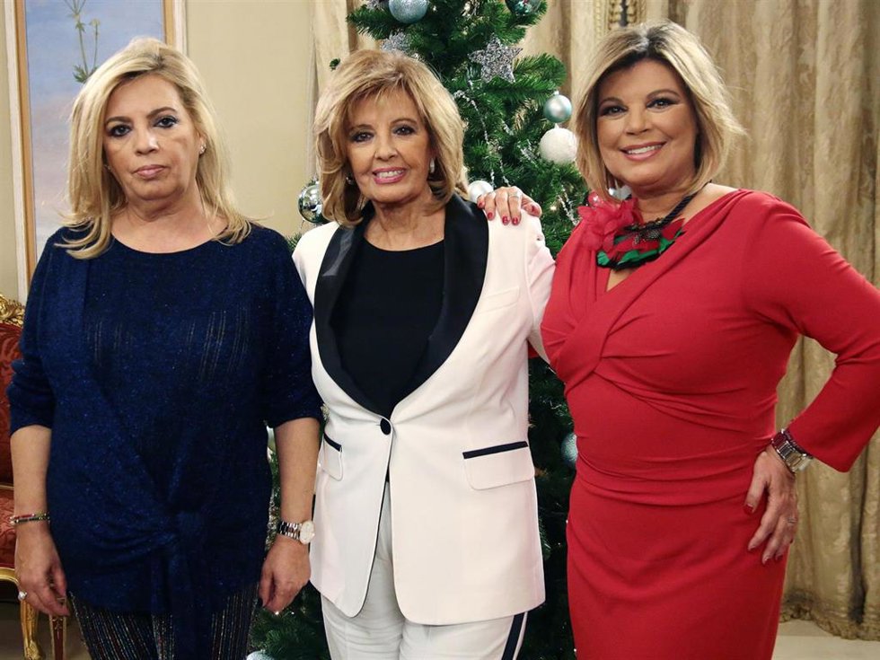 Archivo - Teresa Campos y sus hijas en una imagen de archivo