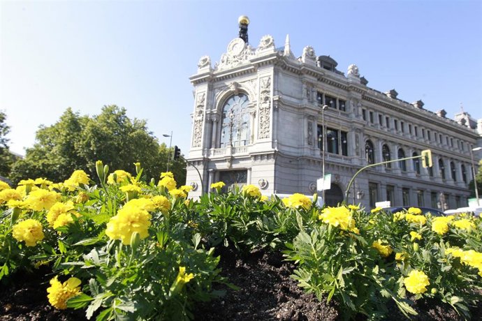 Archivo - Fachada de la sede del Banco de España en Madrid.