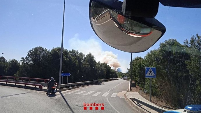 Imagen del fuego en Reus (Tarragona)