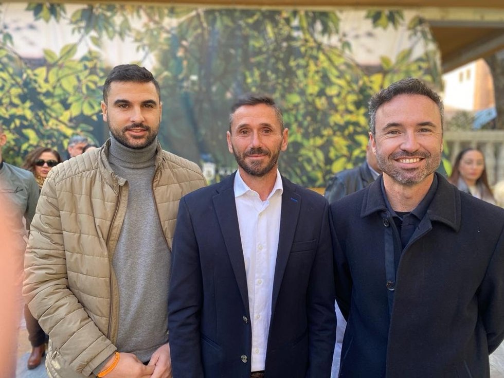 El coordinador provincial de CS, José María Real; el cantidato en Marbella, Ángel Mora como candidato; y el diputado y viceportavoz de Ciudadanos, Guillermo Díaz, en una imagen de archivo