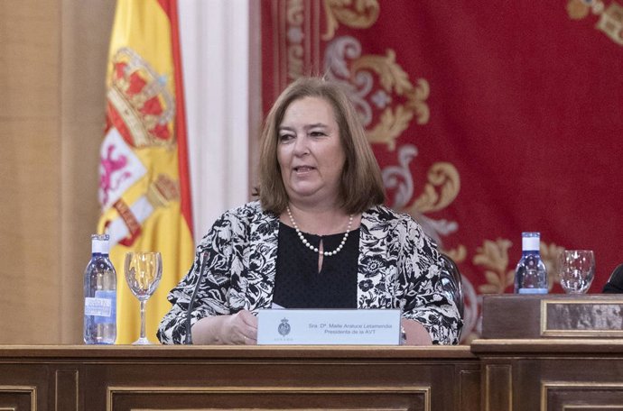 La presidenta de la AVT, Maite Araluce, interviene durante el acto 'Por un final del terrorismo sin impunidad', en el Senado, a 18 de abril de 2023, en Madrid (España). Durante el acto, se han impuesto las Medallas de Honor y se ha entregado el XI Premi