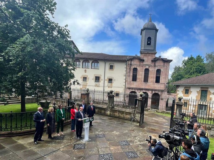 El presidente del EBB del PNV,Andoni Ortuzar, en el acto de presentación del programa electoral de su partido en Gernika (Bizkaia)