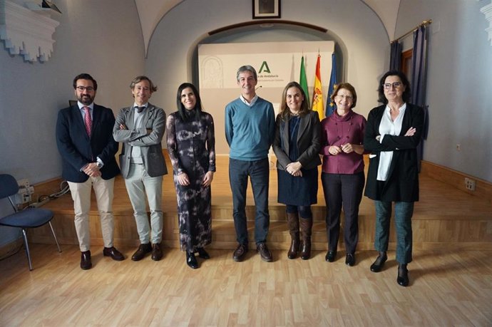 Presentación del Programa Investigo en Córdoba en noviembre de 2022 con los responsables de las entidades participantes.