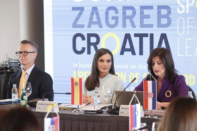 La Reina Letizia asiste a un congreso sobre obesidad infantil en Zagreb