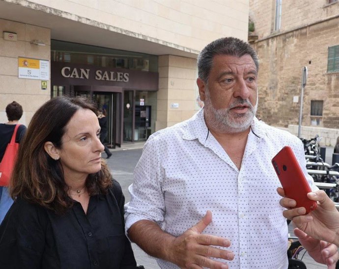 Los candidatos de Unidas Podemos al Ayuntamiento de Palma, Ana Rosa Bejón y Jesús Jurado.