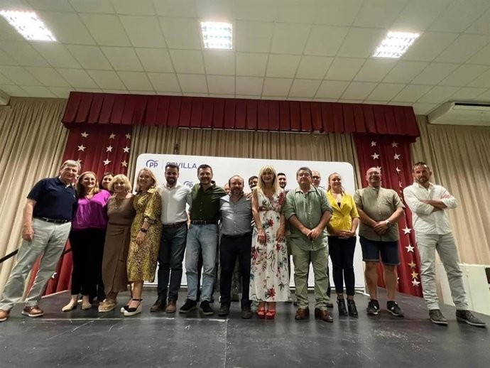 Presentación de la candidatura del PP a la Alcaldía de Arahal, en Sevilla.