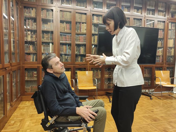 L'exfutbolista Juan Carlos Unzué i la ministra Diana Morant