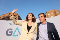 Ayuso y Almeida abren campaña en el 'bastión' de Salamanca para conquistar Madrid y hacer frente al sanchismo