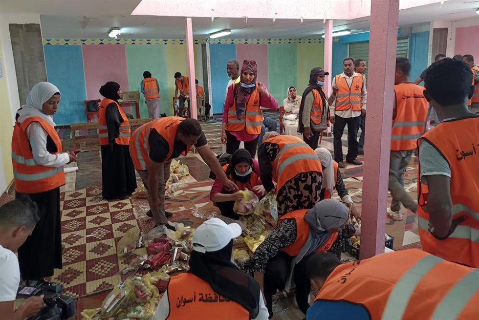 Ayuda para refugiados sudaneses en Asuán, Egipto