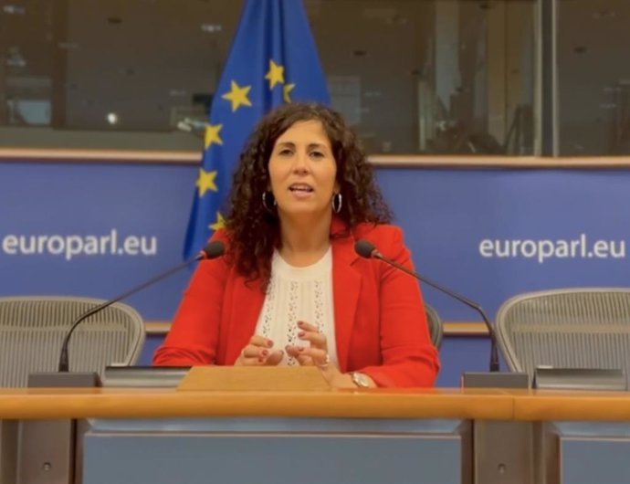 Sandra Heredia, candidata de Adelante Andalucía a la Alcaldía de Sevilla, en su visita a la Comisión Europea, en Bruselas.