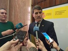 Moreno urge al Gobierno un plan con "recursos y calendario" para obras que garanticen suficiencia hídrica a Andalucía