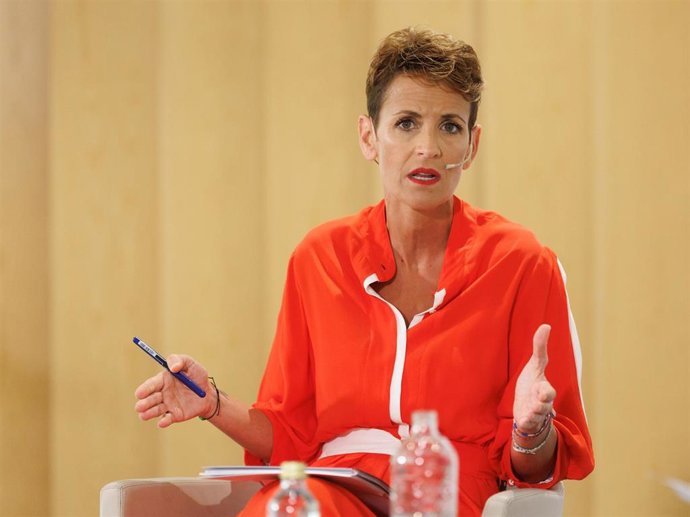 La presidenta del Gobierno de Navarra, María Chivite, interviene durante un desayuno informativo de Europa Press, a 11 de mayo de 2023, en Madrid (España).