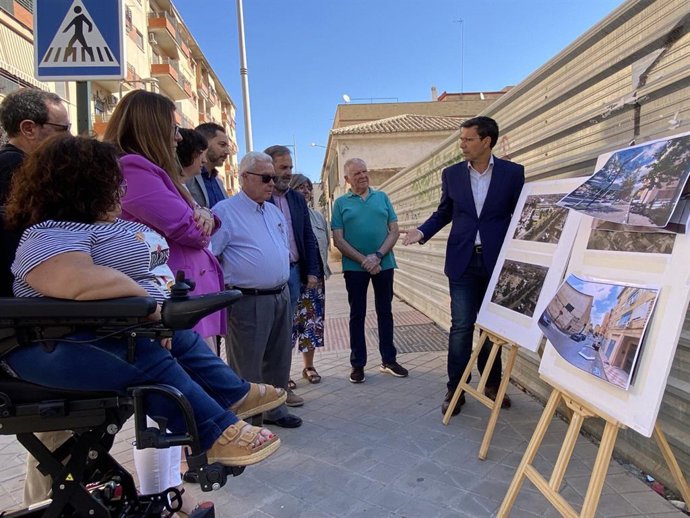 El PSOE presenta a los vecinos el proyecto 'Granada habitable'