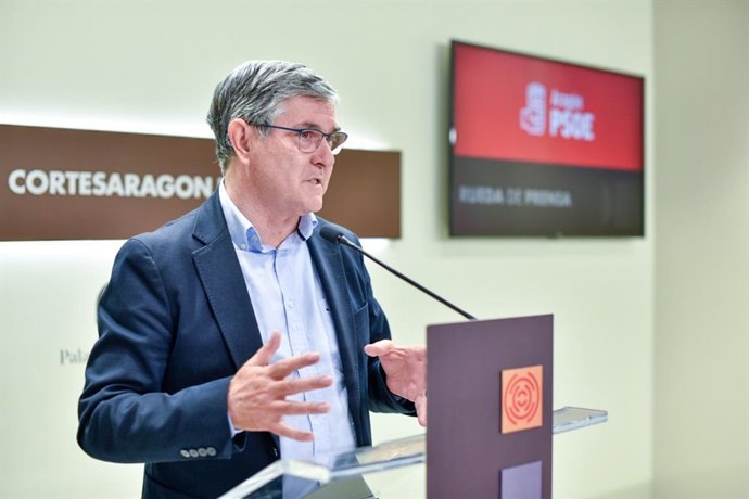 El portavoz del PSOE Aragón, Vicente Guillén.