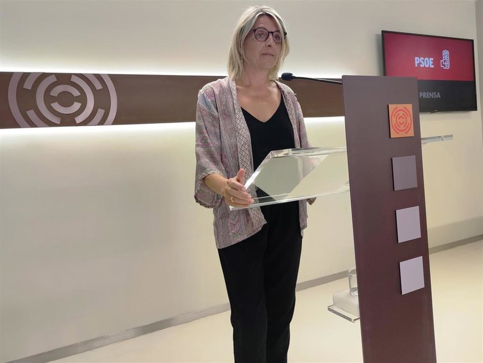 Archivo - La diputada del PSOE Pilimar Zamora.