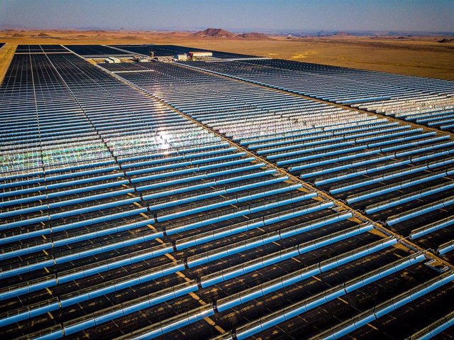 Archivo - Planta termosolar Xina Solar One de Abengoa en Sudáfrica