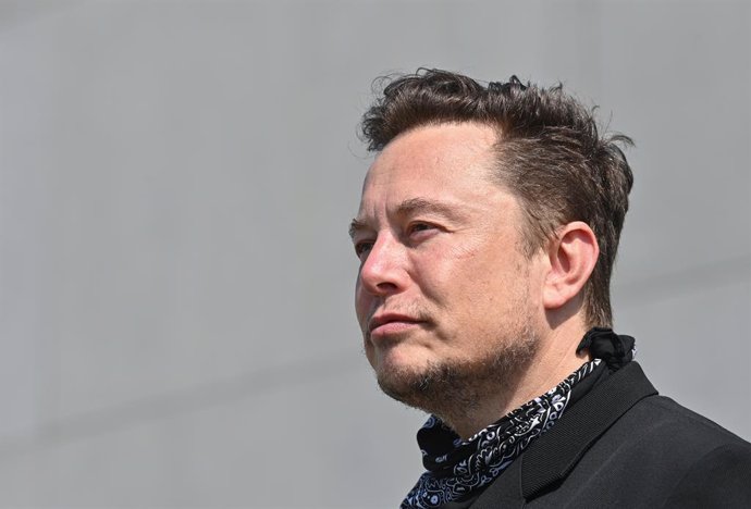 Archivo - FILED - 13 August 2021, Brandenburg, Gruenheide: Tesla CEO Elon Musk attends a press event on the grounds of the Tesla plant in Gruenheide. Photo: Patrick Pleul/dpa-Zentralbild/POOL/dpa