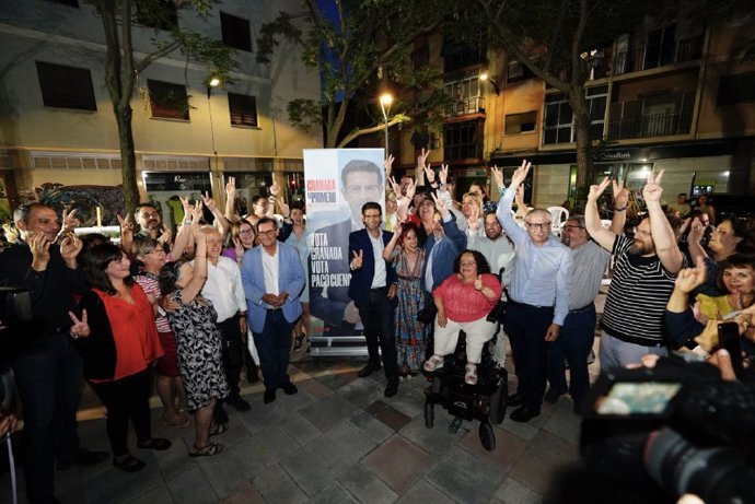 Acto de inicio de campaña del PSOE de Granada en el barrio de la Chana