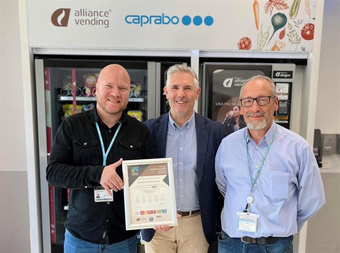 Alliance Vending entrega los primeros certificados a los clientes más contribuyentes al proyecto Fairtrade de comercio justo.