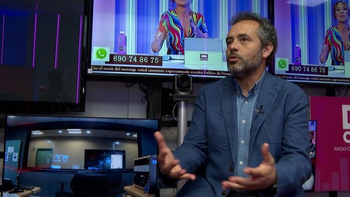 El periodista Jesús Espada estrena su nuevo proyecto, el podcast 'Por si mañana'