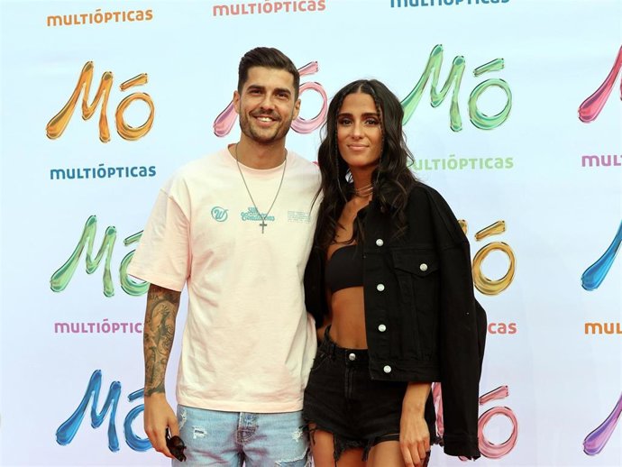 Mario González y Claudia Martínez asisten a Casa MÓ