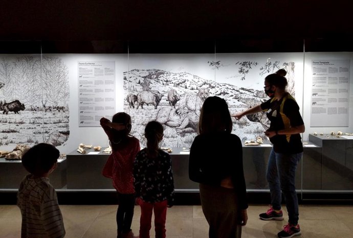 Archivo - NIños en el MUPAC