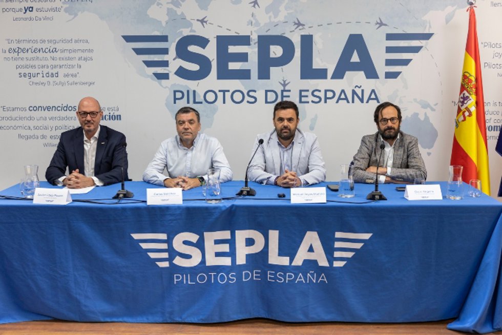Representantes de Sepla.