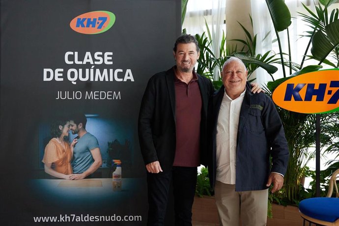 El director de cine, Julio Medem, durante el acto promocional de KH-7