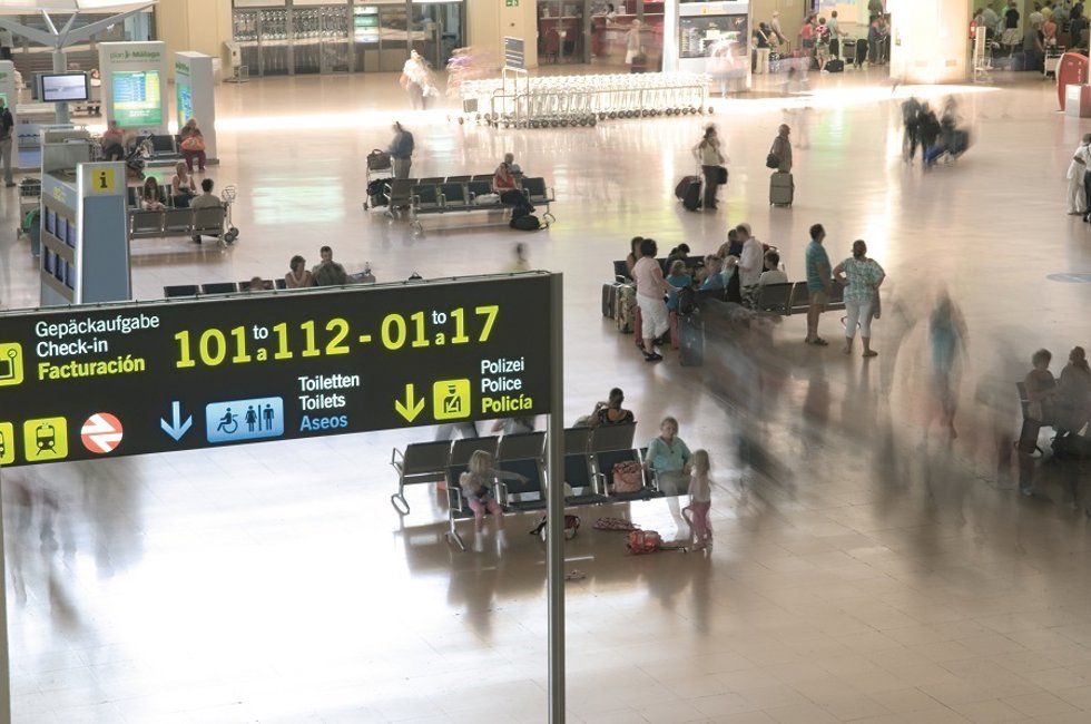 Archivo - Imagen de archivo del aeropuerto de Málaga.