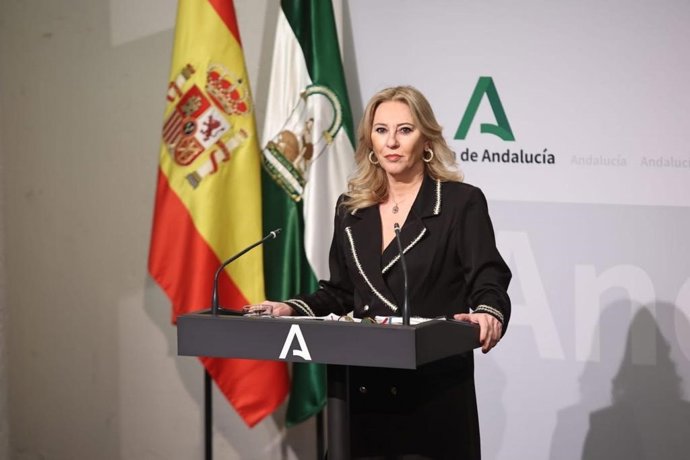 Archivo - La consejera andaluza de Economía, Hacienda y Fondos Europeos, Carolina España, en una imagen de archivo.