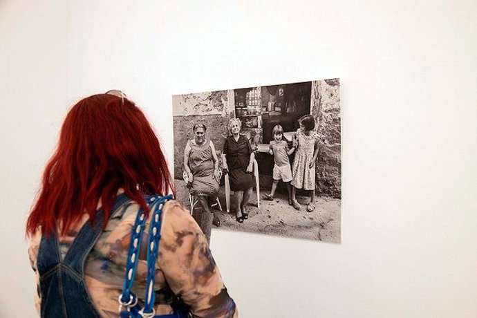 Exposición 'El Bulto, la pérdida de un barrio' del fotógrafo malagueño Pepe Ponce en la sala de exposiciones Espacio Cero de la UMA.