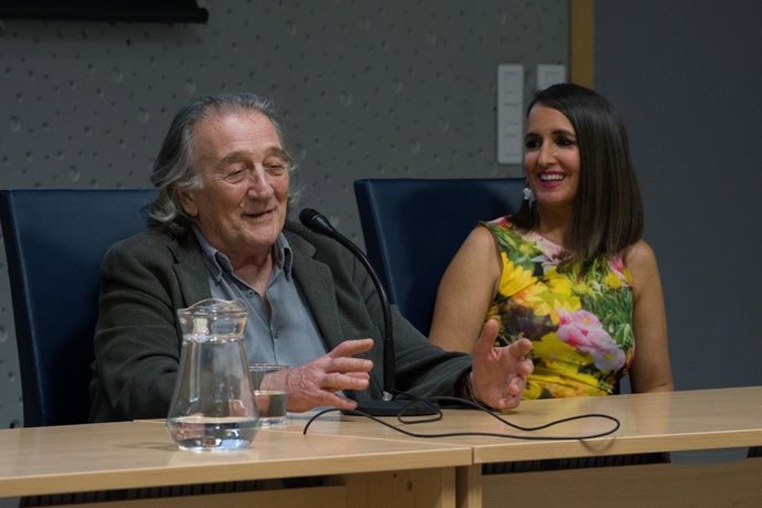 Emilio Linder y Manuela Torrijos durante el preestreno de 'Raíces'
