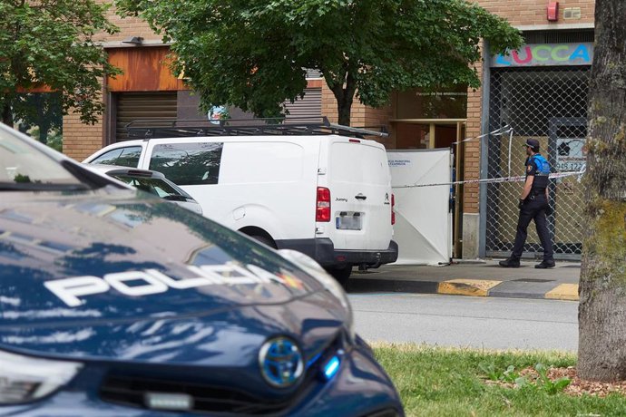 Zona acordonada por la policía donde se produjo el apuñalamiento.